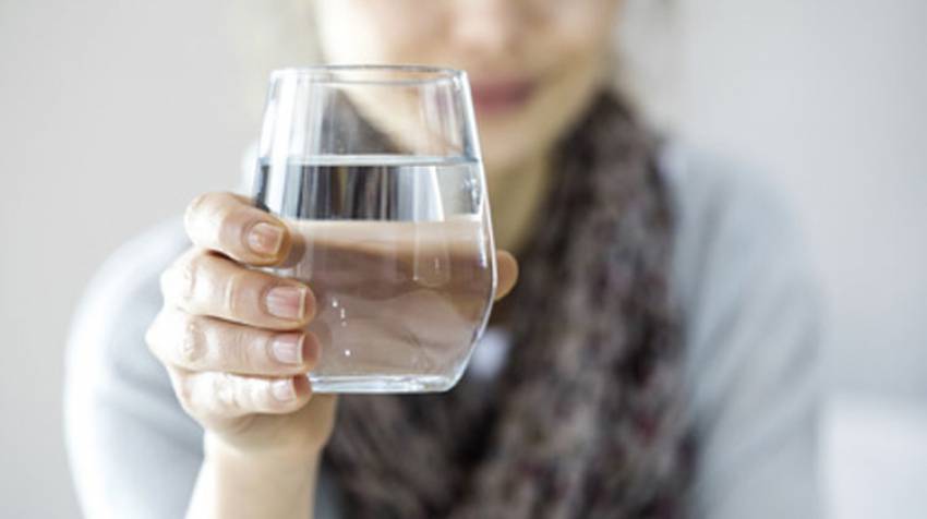 Para evitar el estrés bebe agua